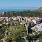 Remare مارينا دي كاميروتا
